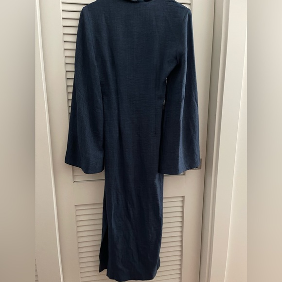 ASOS DESIGN flute midi dress dark blue. US Size 4, small. - Picture 5 of 6